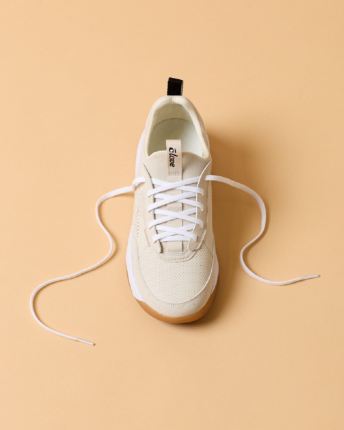 CloveStrada-Sand-White-Gum05women_Laces_Comfy_Clarino_Material