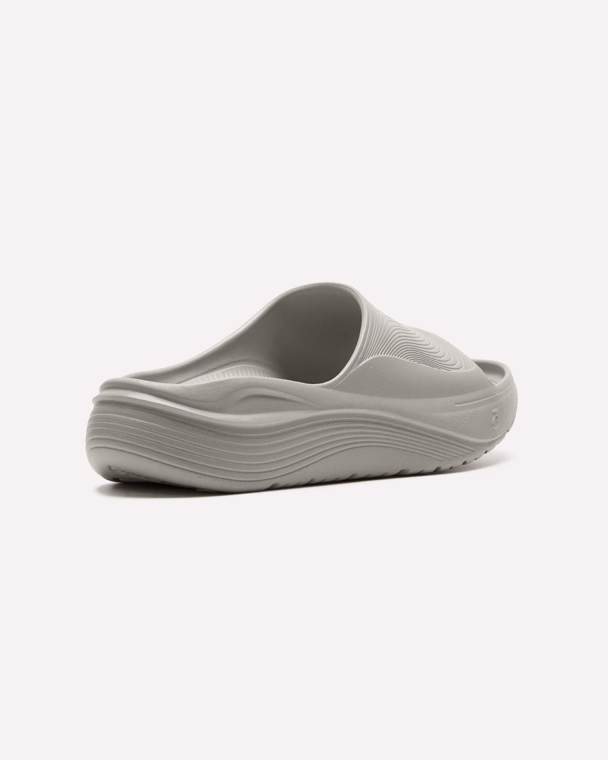 sc-recovery-slide-stone-white_Back_Side_View_White_Background_Comfy