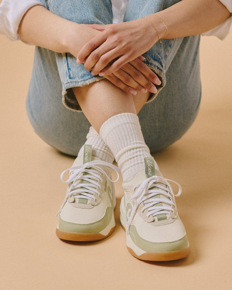 Strada - Antique White / Sage / Gum