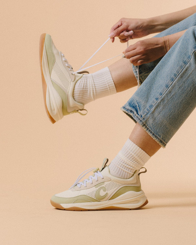 Strada - Antique White / Sage / Gum