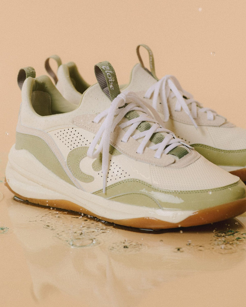 Strada - Antique White / Sage / Gum