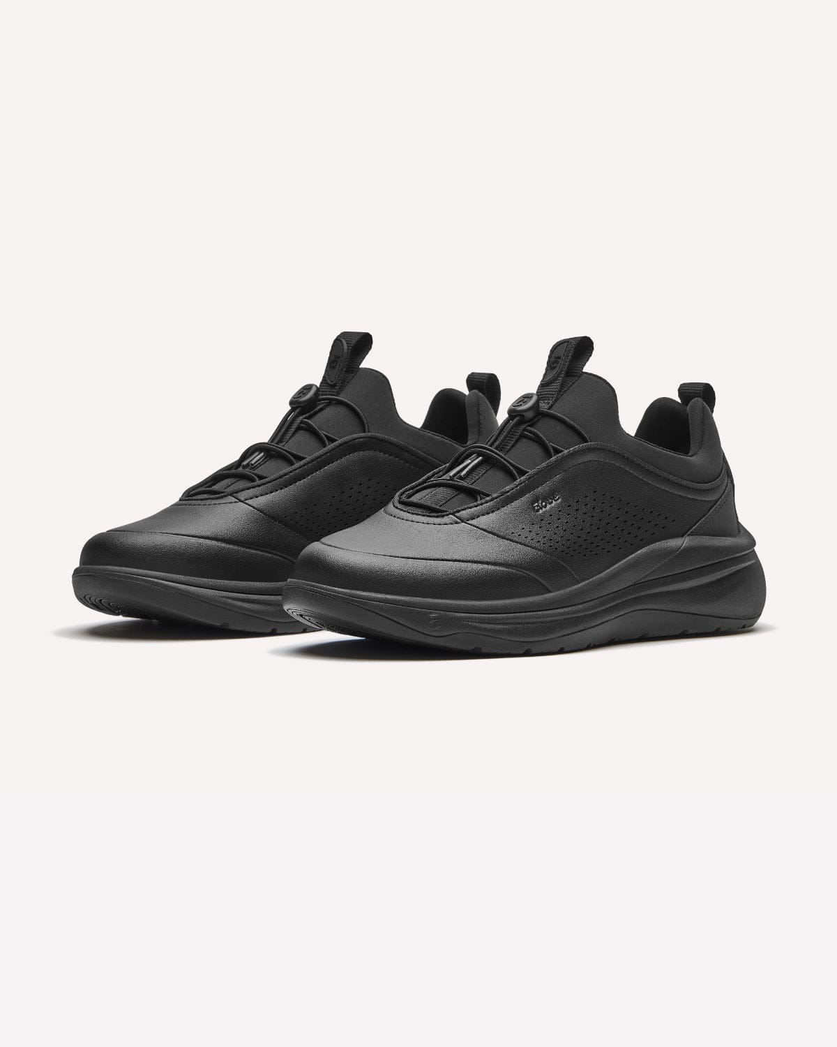 prima-all-black-option_Side_Front_View_White_Background_Grip