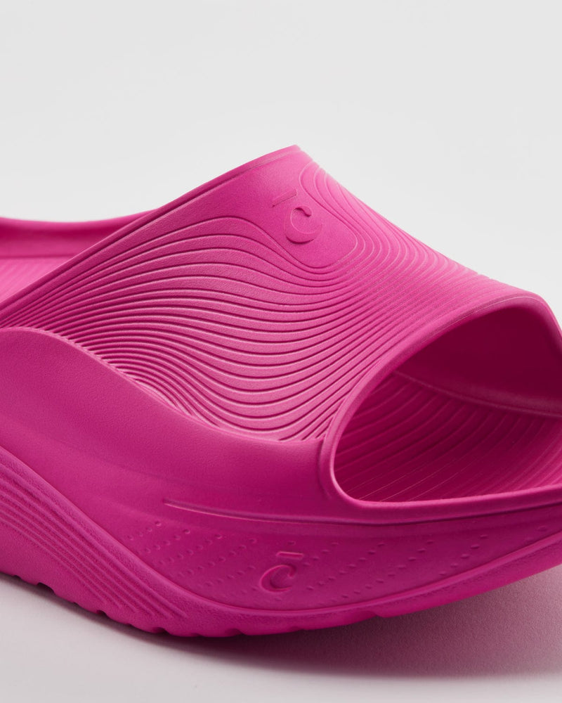 SuperCush Recovery Slide - Neon Pink